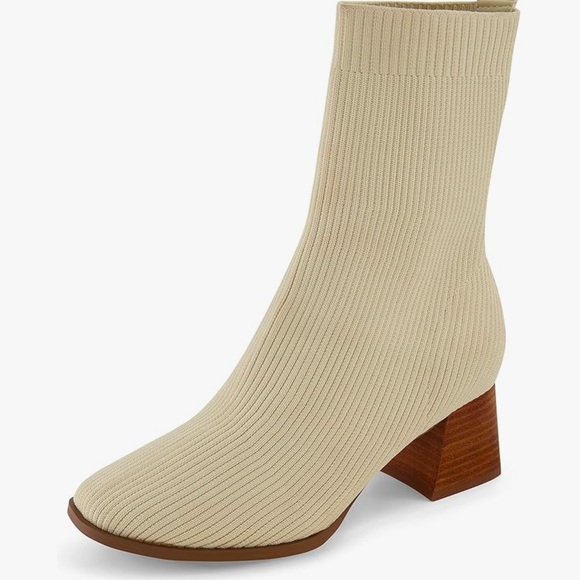 Bishop Pull on sock Boots - Picture 6 of 7